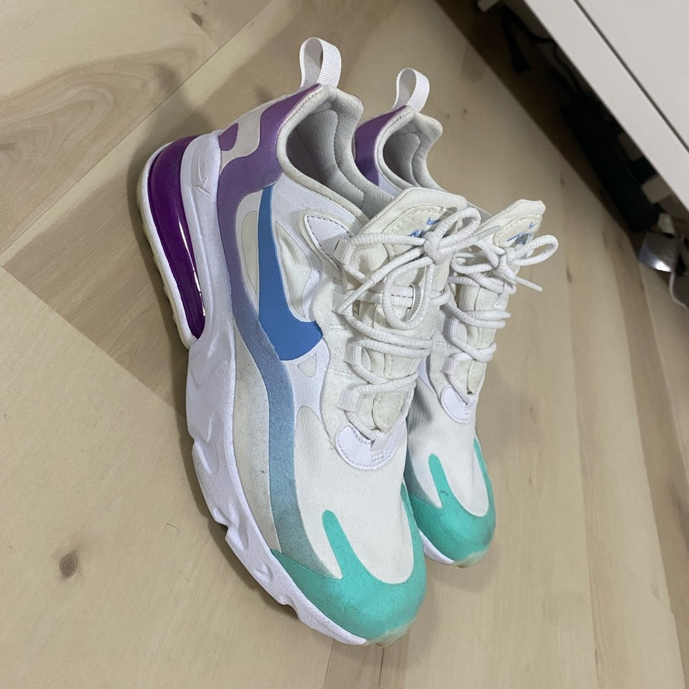 Nike Air 270 react